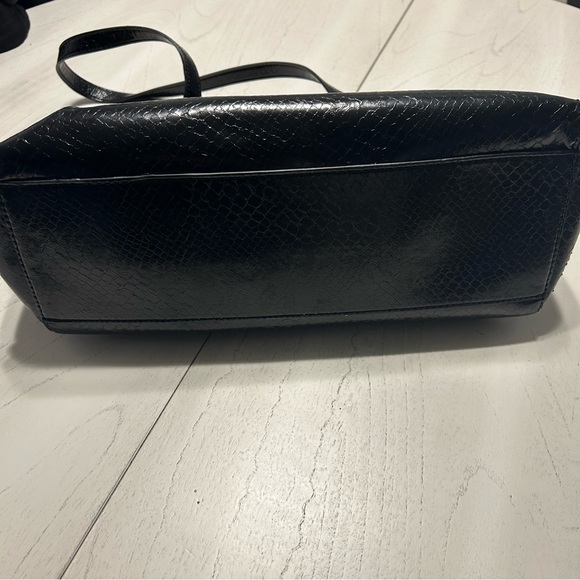 Guess Black Bag - Picture 3 of 16